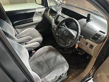 дверные обшивки гольф 2: Toyota Voxy: 2003 г., 2 л, Автомат, Бензин, Минивэн — 8