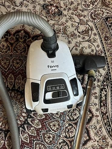 Пылесос Ferre 2600W с мешковым сбором пыли и системой HEPA Filtration