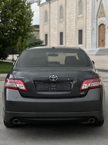 555: Toyota Camry: 2010 г., 2.5 л, Автомат, Бензин, Седан — 4