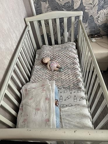 ош вещи: Детская деревянная кроватка классического дизайна. - Материал: массив — 2