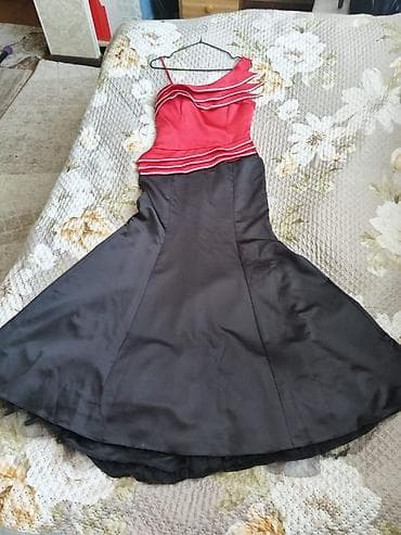 новогодняя платье: Вечернее платье в стиле «русалка». - Цветовая гамма: верх — 4