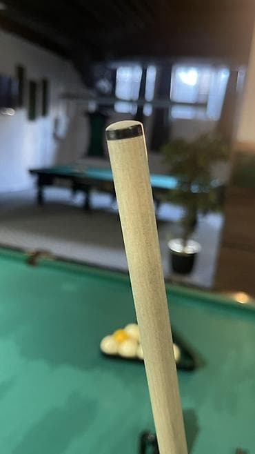 кий блярдный: Бильярдный кий разборный + чехол и мел Комплектация: - кий из двух — 5