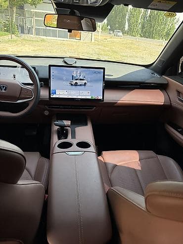 обмен машины на мотоцикл: Changan Uni-Z: 2025 г., 1.5 л, Робот — 9