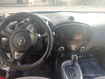Транспорт: Nissan Juke: 2011 г., 1.6 л, Автомат, Бензин, Кроссовер — 8