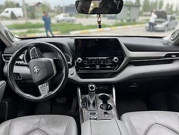 тойота виш подушка: Toyota Highlander: 2022 г., 3.5 л, Автомат, Бензин, Кроссовер — 10
