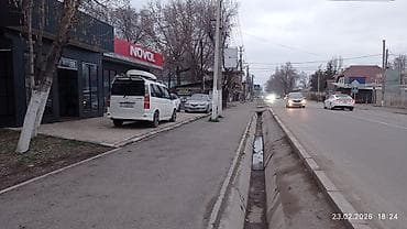 торговый места: Сдаю коммерческое помещение на долгий срок высота потолка 3,80 рядом — 7