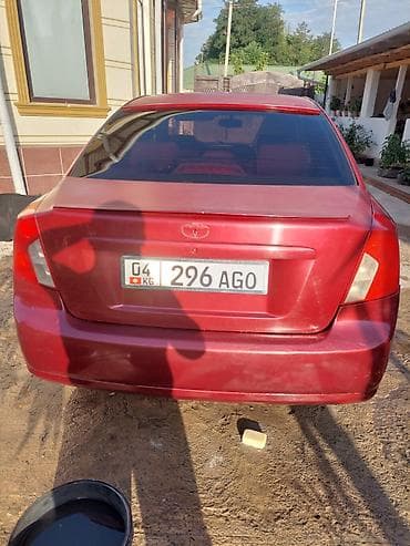 Chevrolet Lacetti: 2003 г., 1.8 л, Механика, Бензин, Седан — 3