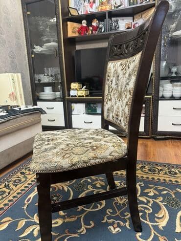 Шкафы: Стул для зала, Б/у, Дерево — 3