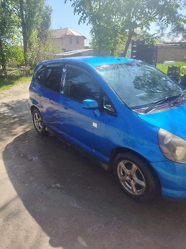 сут машине: Honda Fit: 2004 г., 1.3 л, Вариатор, Бензин, Хетчбек — 2
