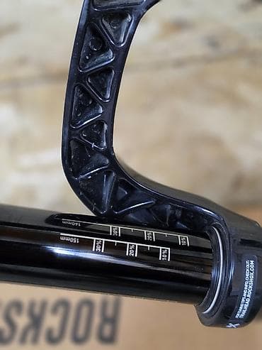 Велозапчасти: Вилка RockShox Lyrik Ultimate (DebonAir, Charger) - Диаметр колес — 9