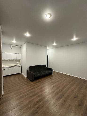 возле дороги: Студия, Собственник — 1