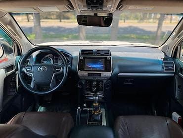 на прадо: Toyota Land Cruiser Prado: 2018 г., 4 л, Автомат, Бензин, Внедорожник — 3