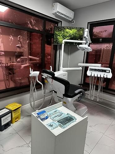 работа для парикмахера: Аренда отдельного кабинета. На пол дня 37.000, официальное — 3