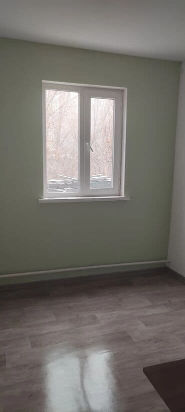 сдаю дом в ленинском: 25 м², 2 комнаты, Утепленный, Забор, огорожен — 4