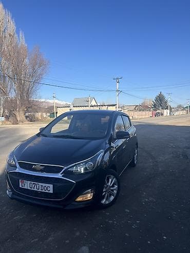 Chevrolet Spark: 2020 г., 1 л, Вариатор, Бензин, Хэтчбэк
