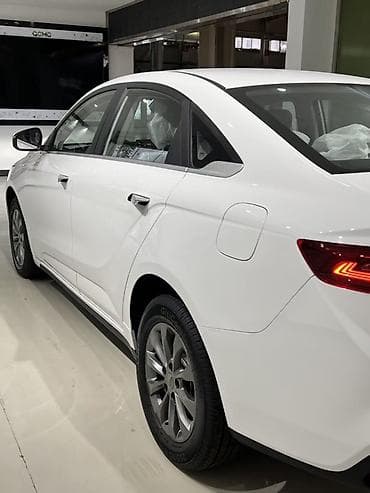 sg 5: Geely Emgrand EC7: 2025 г., Седан — 3