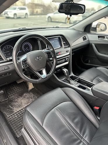 yuan plus byd: Hyundai Sonata: 2017 г., 2 л, Автомат, Газ, Седан — 9