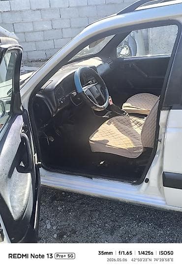 Унаа сатуу: Volkswagen Passat Variant: 1993 г., Кол менен иштөөчү, Универсал — 4