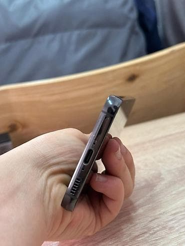 sim card: Samsung Galaxy S23, Б/у, 256 ГБ, цвет - Зеленый, 2 SIM — 4