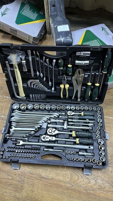 Набор ключ ROCKFORCE 142 персон Профессиональный набор