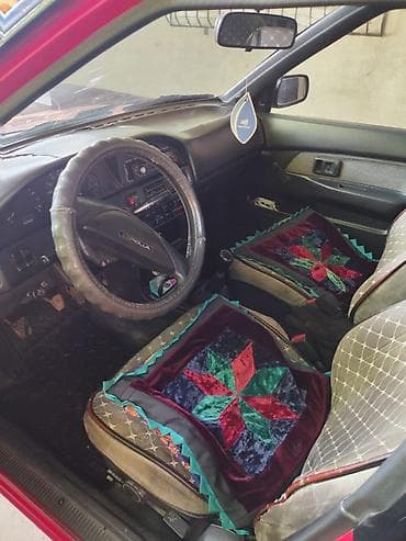 mini car: Toyota Corolla: 1990 г., 1.3 л, Механика, Бензин, Хэтчбэк — 8