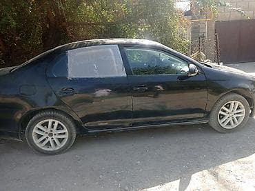 Продажа авто: Volkswagen Jetta: 2007 г., Седан — 4