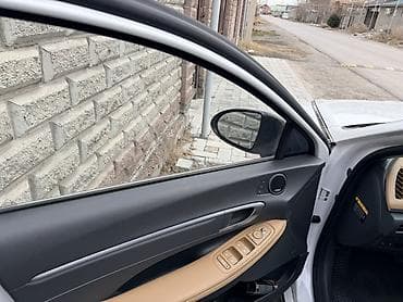 byd гибрид: Hyundai Sonata: 2019 г., 2 л, Типтроник, Гибрид, Седан — 6