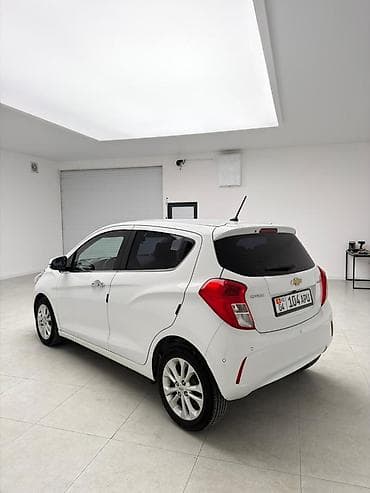 geely okavango: Chevrolet Spark: 2019 г., 1 л, Вариатор, Бензин, Хэтчбэк — 6
