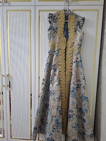 безрукав: Национальный женский комплект: длинный жилет-камзол поверх — 9