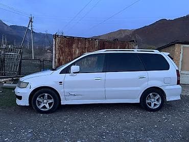 мицубиси спес стар: Mitsubishi Chariot: 1998 г., 2.4 л, Автомат, Бензин, Минивэн — 4