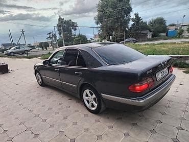 civic eu3: Mercedes-Benz E-Class: 2000 г., 2 л, Механика, Бензин, Седан — 2
