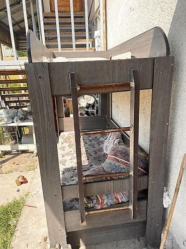 Керебеттер: Двухъярусная кровать из ЛДСП с лестницей - Конструкция: два спальных — 3