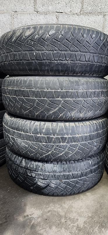 Мишлен фирма 225/65/17 
Комплект состояние жакшы