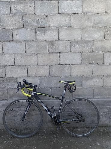 aventon фикс: Шоссейный велосипед, GT, Рама M (156 - 178 см), Б/у — 1