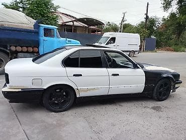 Транспорт: BMW 525: 1990 г., 2.5 л, Механика, Бензин, Седан — 3