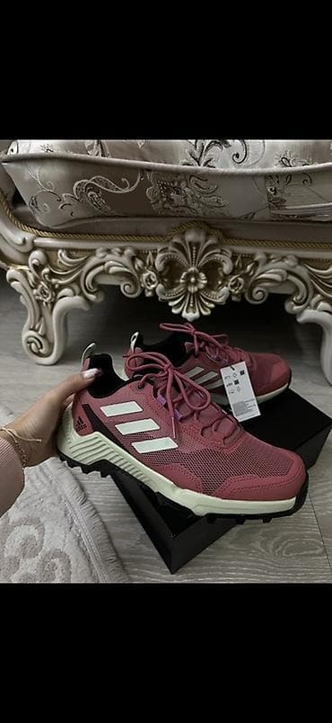 Айымдардын бут кийими: Кроссовкалар, 38, Adidas, Колдонулган, түсү - Кызгылт, Өзү алып кетүү — 2