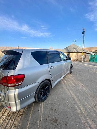 степ вагон 2: Toyota Ipsum: 2002 г., 2.4 л, Автомат, Газ, Универсал — 2