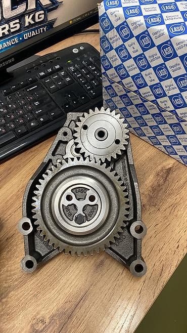 fm: Масляный насос двигателя для Volvo FL / FM производитель LASO — 3