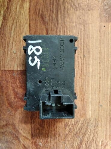 сколько стоят электронные часы: Toyota Surf185 4Runner часы в салон. Тоета Сюрф 185 салонные часы — 1