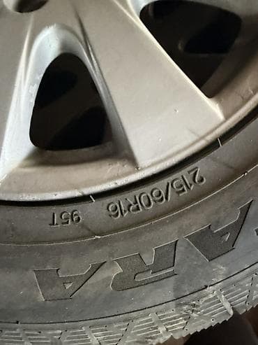 зимные: Колеса в сборе 215 / 60 / R 16, Зима, Комплект, Легковые, Литые — 2