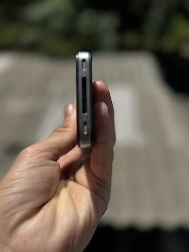IPhone 4, Черный — 5