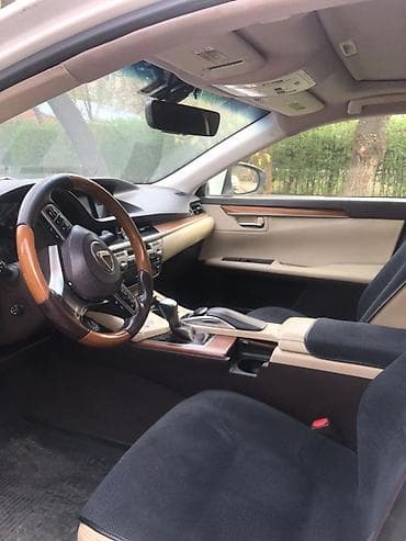 Продажа авто: Lexus ES: 2018 г., 2.5 л, Гибрид, Седан — 7