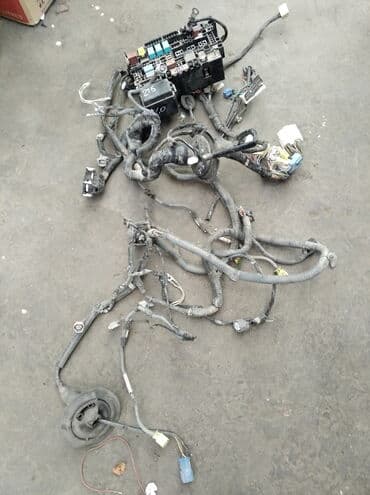 блок предохранителей: Toyota 4runner Электропроводка и блок предохранителей, реле. Тойота 4 — 1