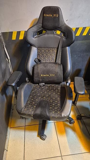 Упаковочные товары: Игровое кресло, Новый, С колесиками, цвет - Черный, Экокожа — 1