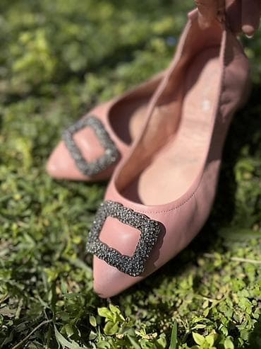 балетки красные лаковые: Балетки женские с острым носком, розовые. 1 раз носила - Материал — 1