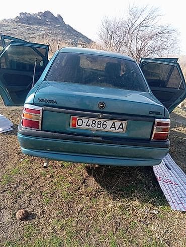 купить запчасти на опель вектра б: Opel Vectra: 1993 г., Седан — 1