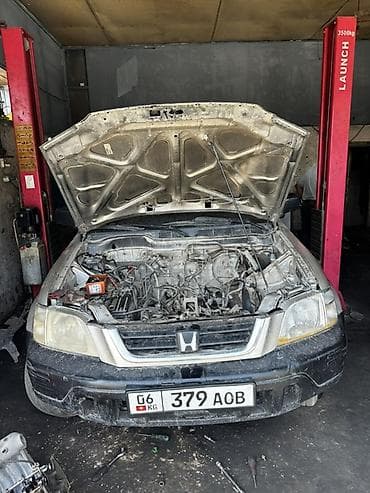 4 4: Honda CR-V: 1997 г., Бензин, Кроссовер — 2