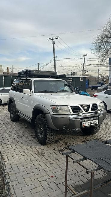 Nissan Patrol: 2000 г., 4.2 л, Механика, Дизель