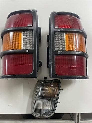 suv: Комплект поворотников Mitsubishi Оригинал, Япония — 1