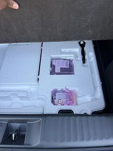 тайота приус 2015: Toyota Prius: 2025 г., 2 л, Автомат, Гибрид, Лифтбек — 9